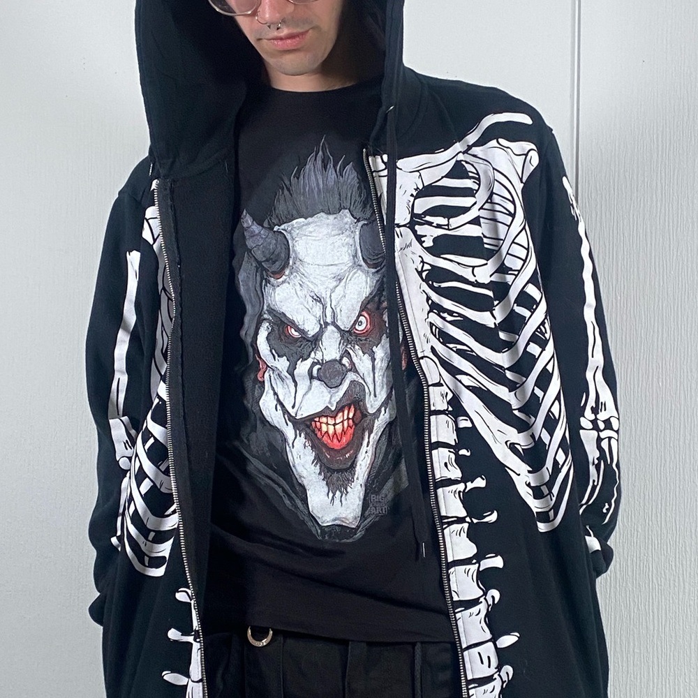 2 FOR $28 | Early 2000s Killer Clown Black Graphic Horror Tee
